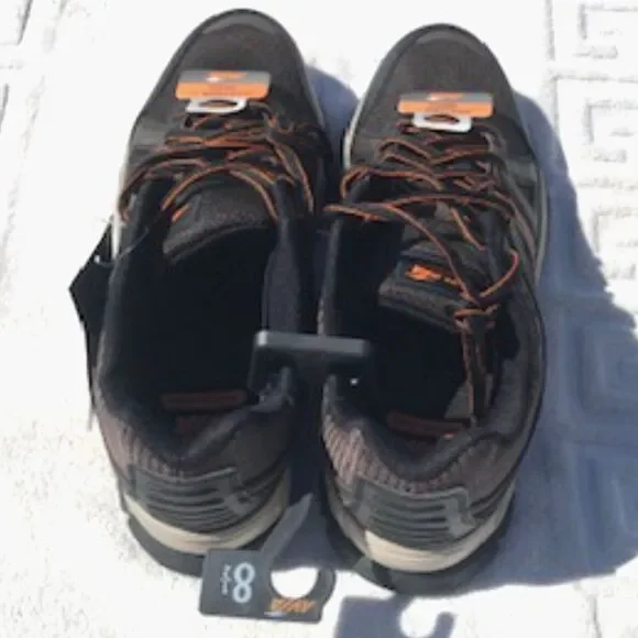 Athletic or Hiking Shoes . Size: 8 1/2 . Leather Mesh w/ Memory Foam Insole - Picture 6 of 7